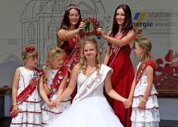 Dornburg Krohnt Neue Rosenkoenigin 12